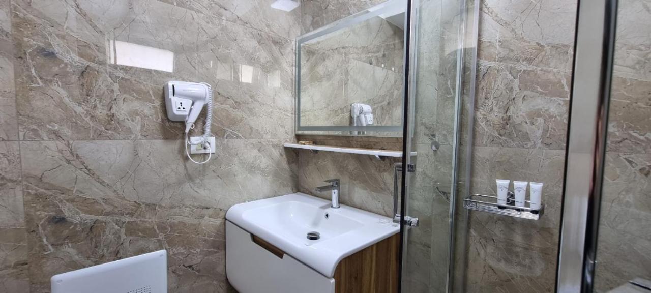 Aaa Apartment ベラト エクステリア 写真